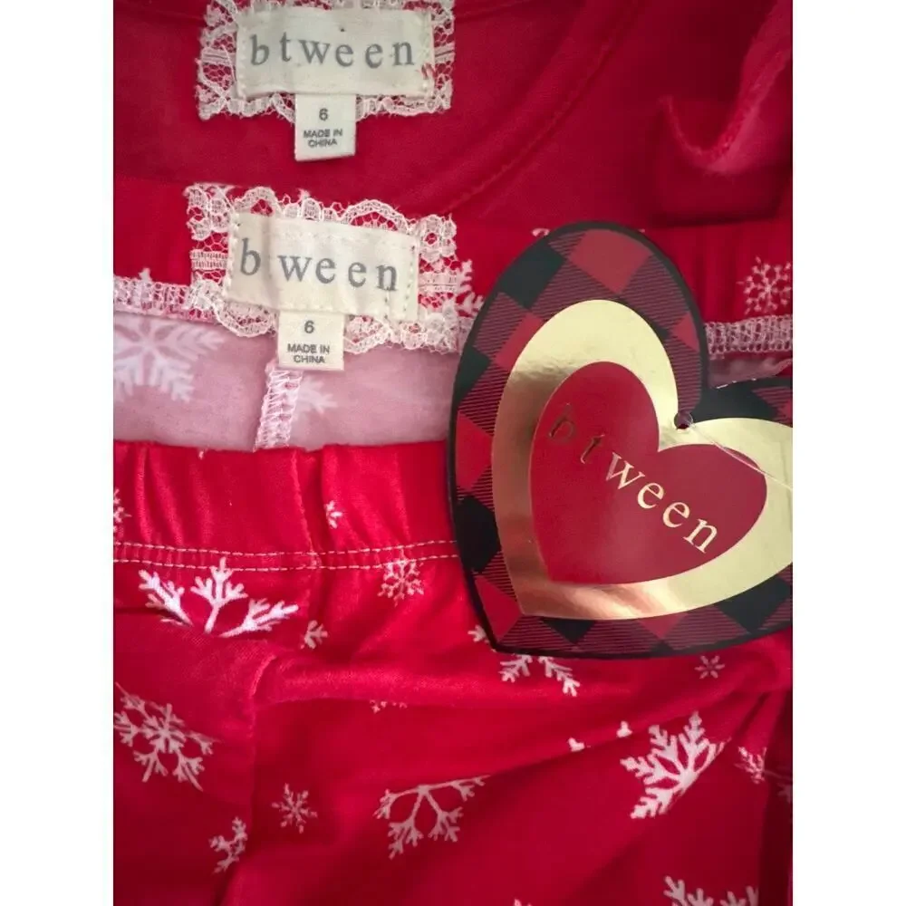 Btween Winter Holiday Theme Sequined Snow Flake Patterns Red‎ Girls Size 6 NWT